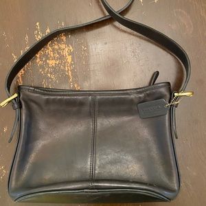 Black leather coach 4143 shoulder handbag